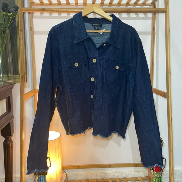 Eighty Eight Denim Jacket. Size- 2X - Picture 3 of 8